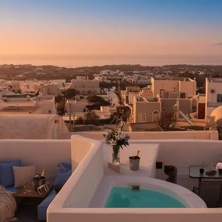 Artemis Sunset Santorini Rooftop Jacuzzi View Holiday home Fira (Santorini)