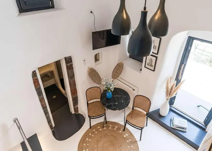 Сasa de vacaciones Artemis Sunset Santorini Rooftop Jacuzzi View *