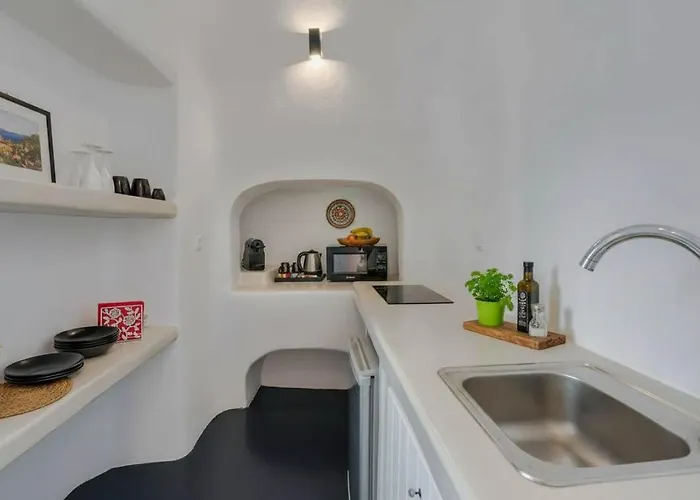 Artemis Sunset Santorini Rooftop Jacuzzi View Сasa de vacaciones