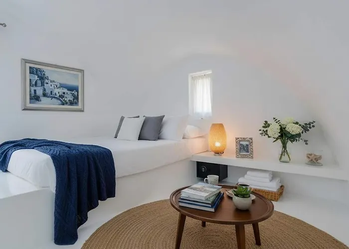 Сasa de vacaciones Artemis Sunset Santorini Rooftop Jacuzzi View