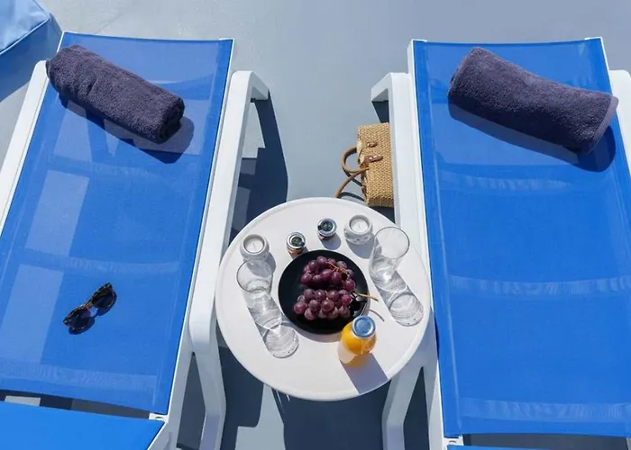 Сasa de vacaciones Artemis Sunset Santorini Rooftop Jacuzzi View Fira (Santorini)