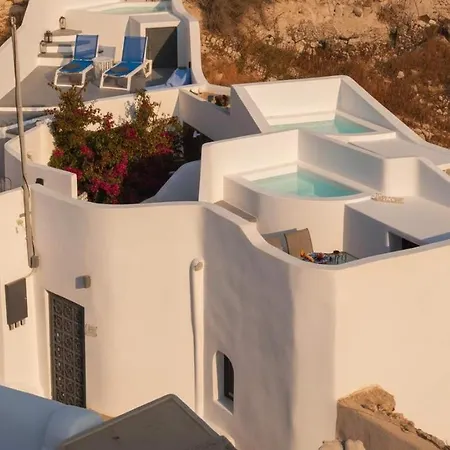 Artemis Sunset Santorini Rooftop Jacuzzi View Сasa de vacaciones