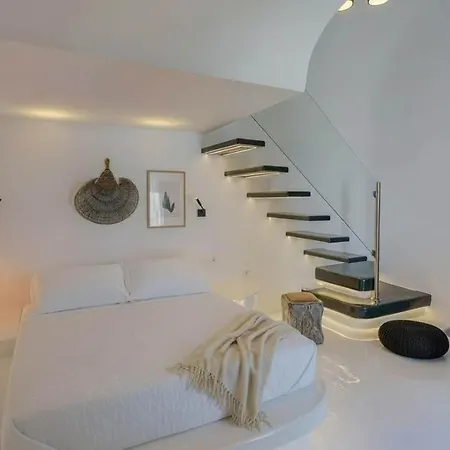 Artemis Sunset Santorini Rooftop Jacuzzi View *
