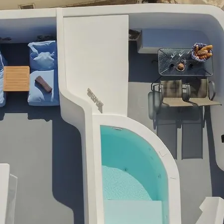 Artemis Sunset Santorini Rooftop Jacuzzi View Сasa de vacaciones