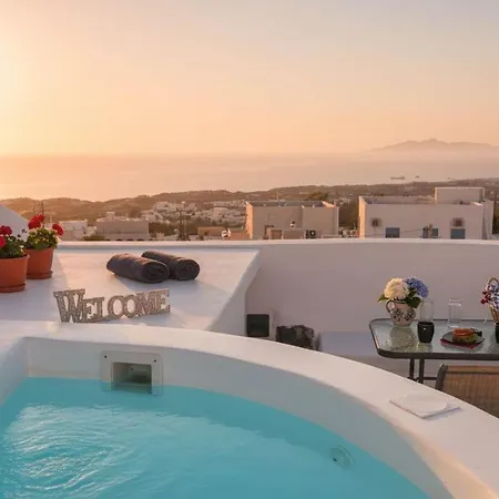 Artemis Sunset Santorini Rooftop Jacuzzi View Fira (Santorini)